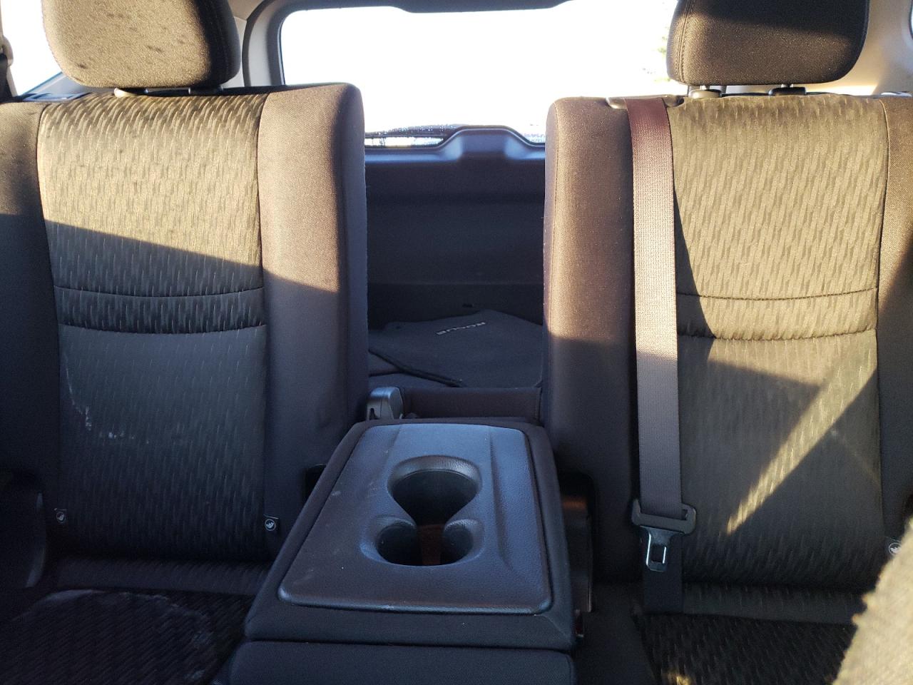 2017 Nissan Rogue - Image 10
