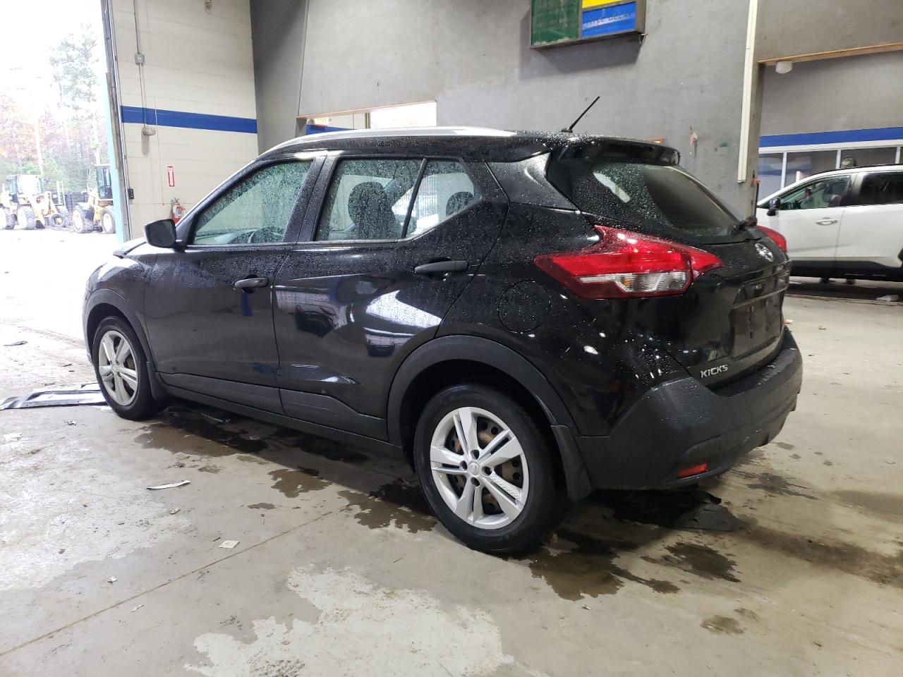 2019 Nissan Kicks - Image 2