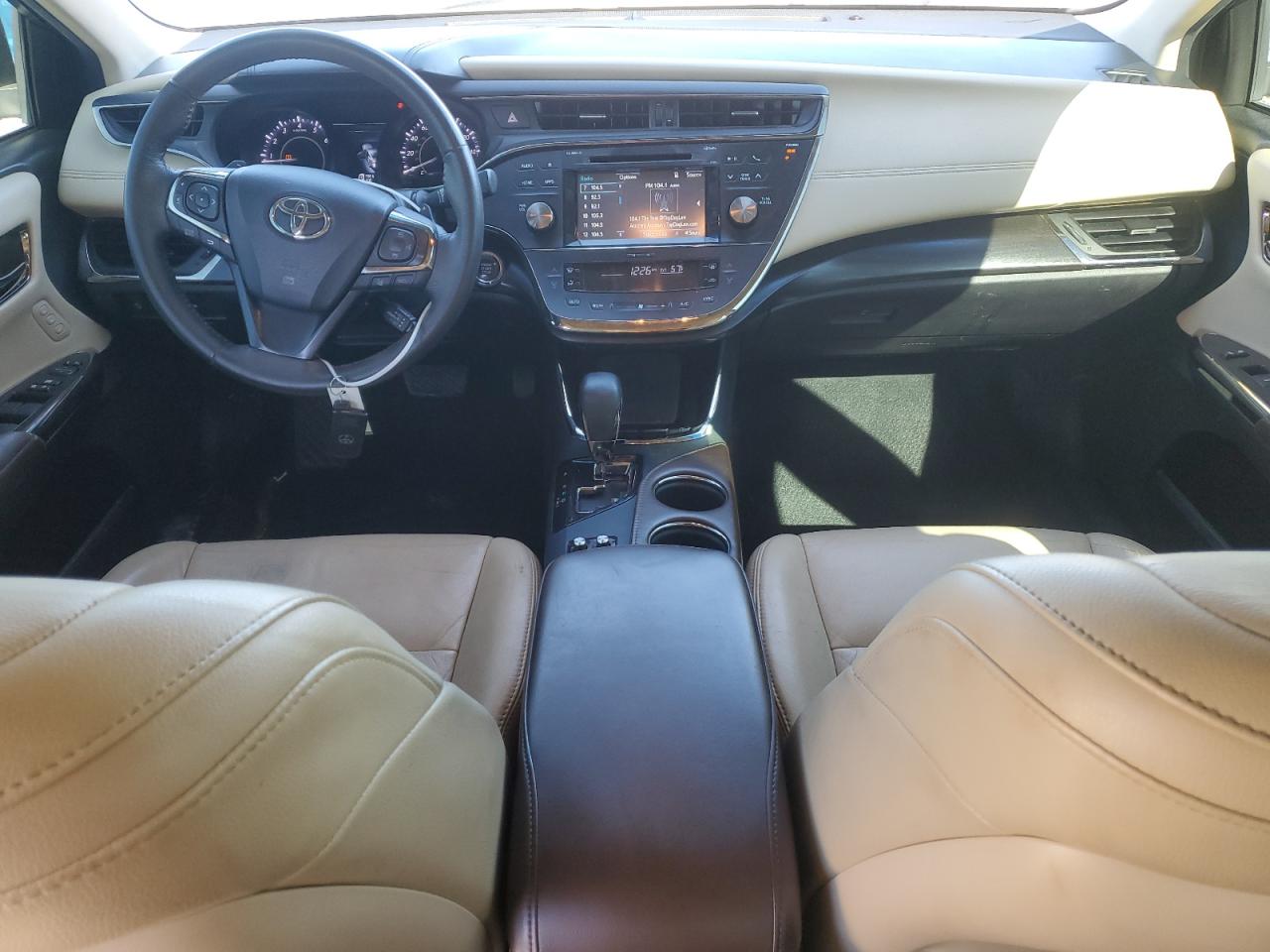 2018 Toyota Avalon - Image 8