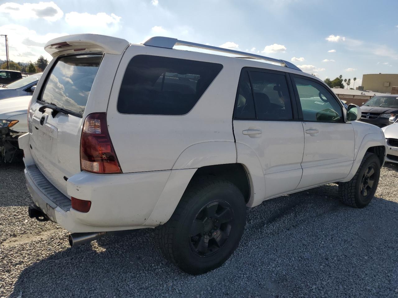 2004 Toyota 4Runner - Image 3