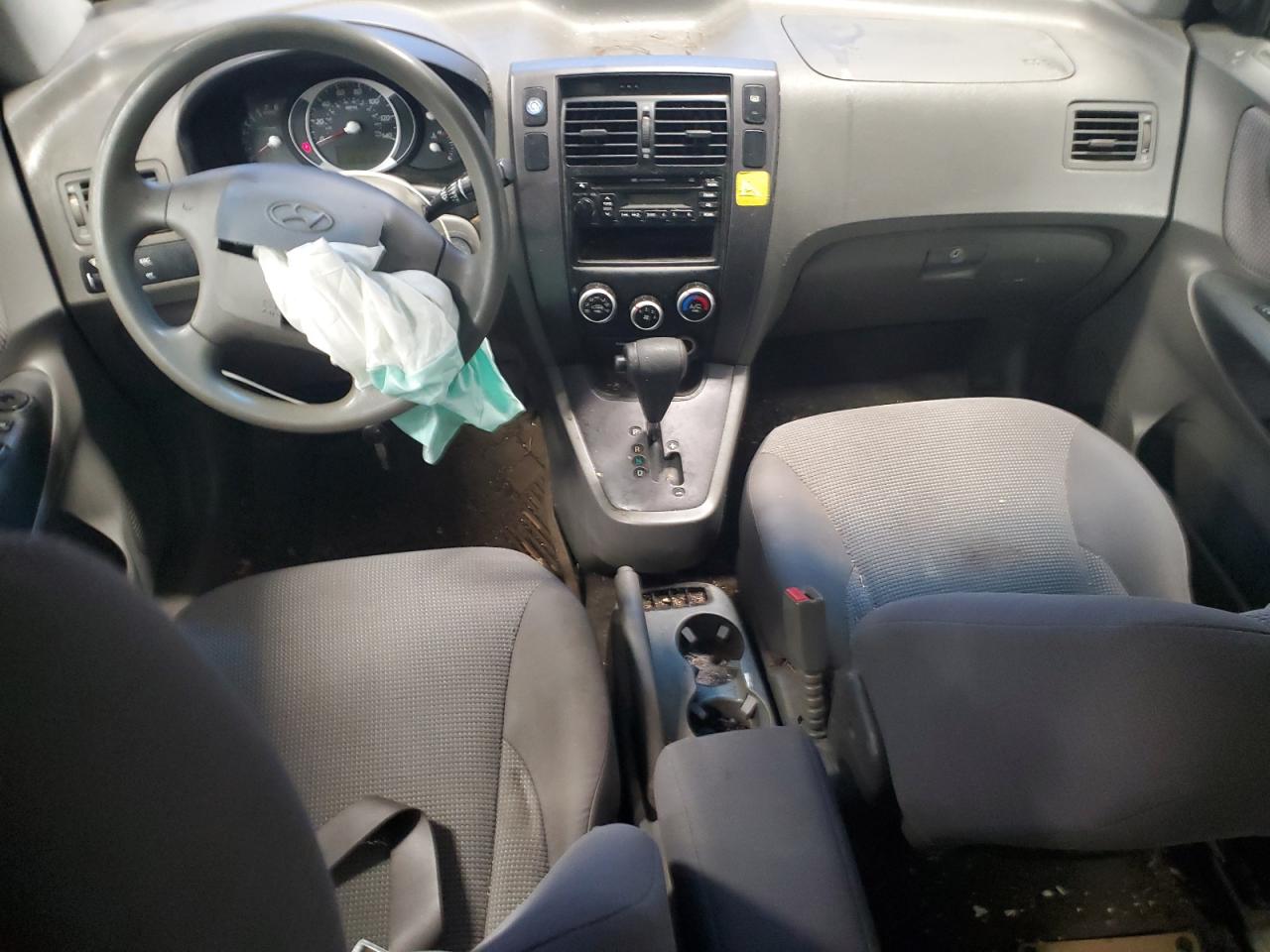 2008 Hyundai Tucson - Image 8