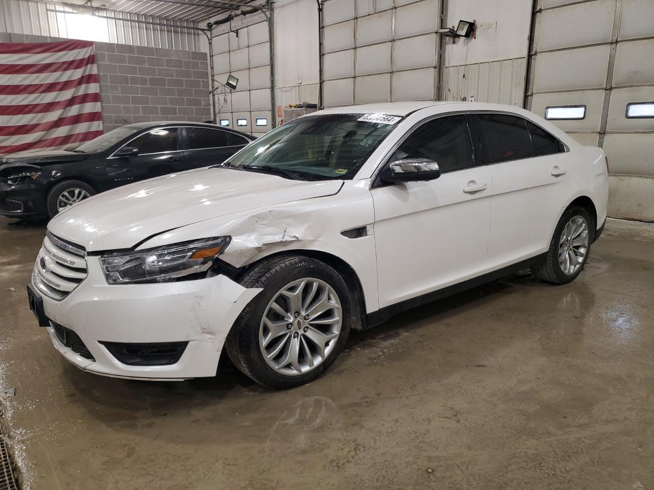 2018 Ford Taurus - Image 1