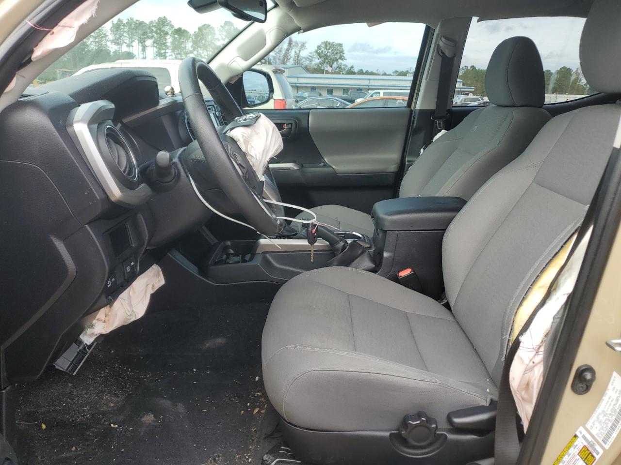 2018 Toyota Tacoma - Image 7