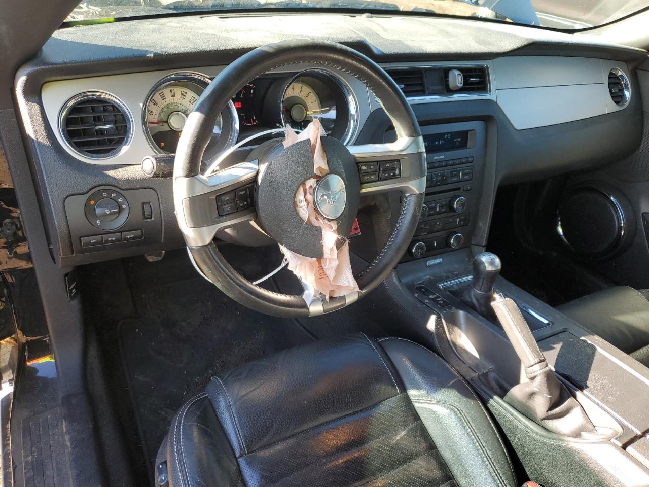 2012 Ford Mustang - Image 8