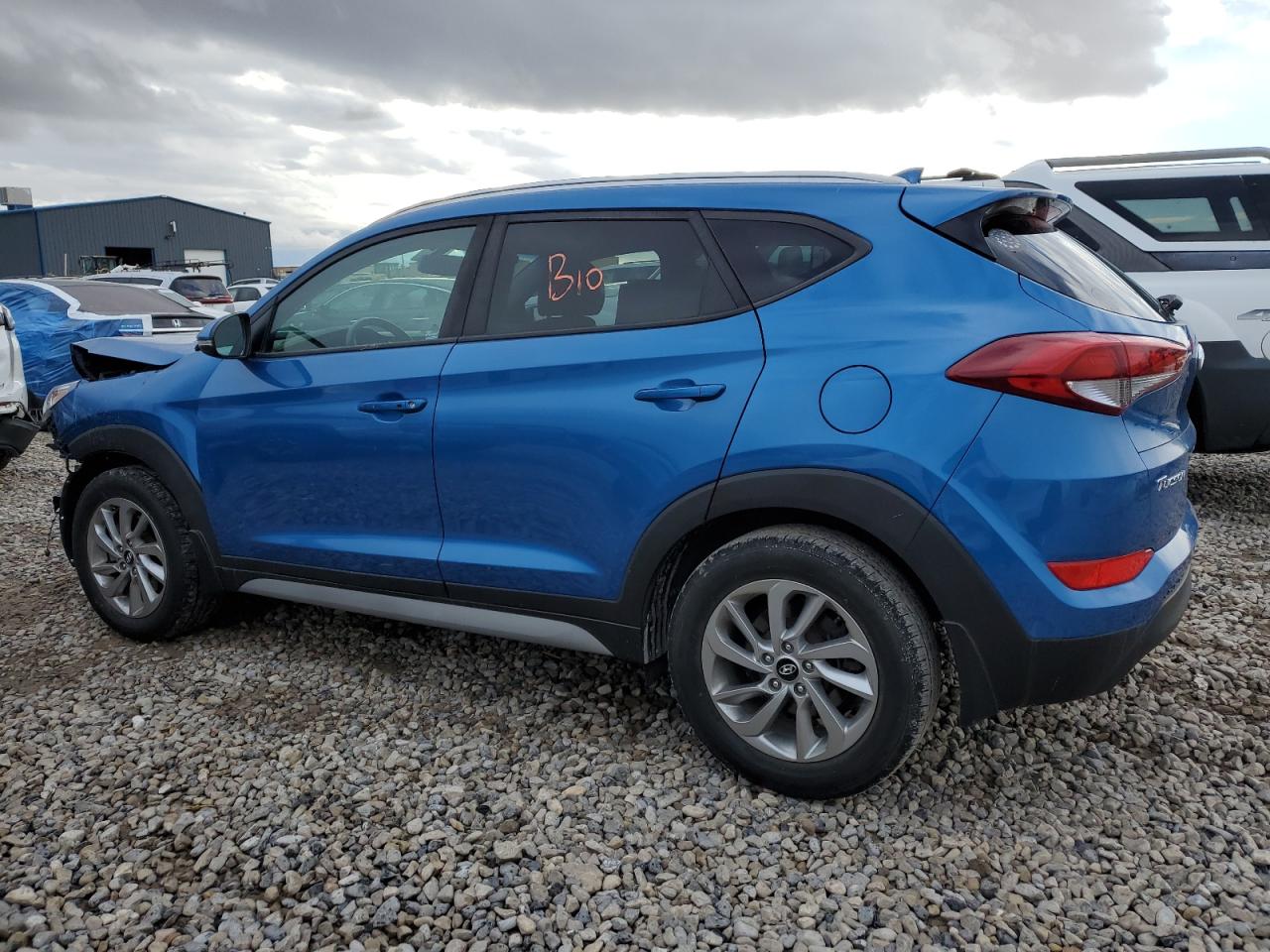 VIN KM8J33A43JU828483 2018 HYUNDAI TUCSON no.2