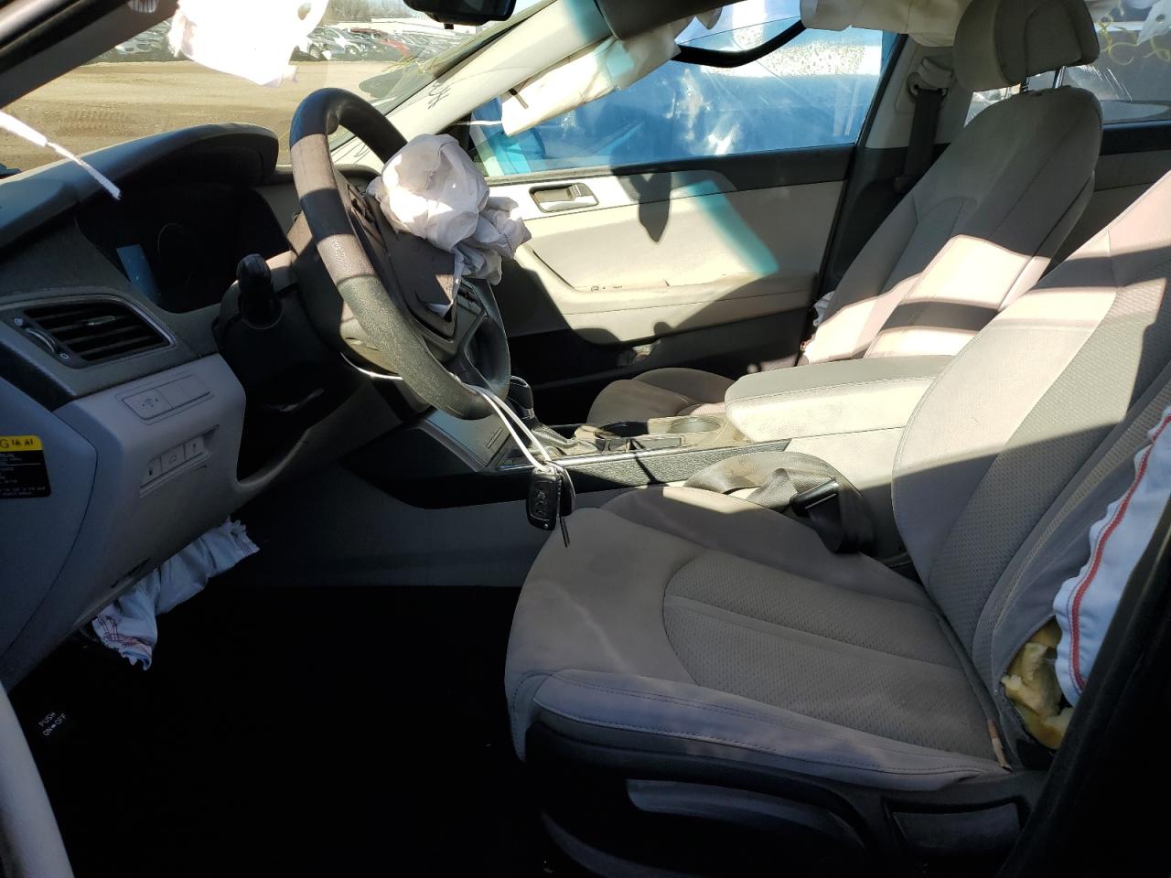 2017 Hyundai Sonata - Image 7