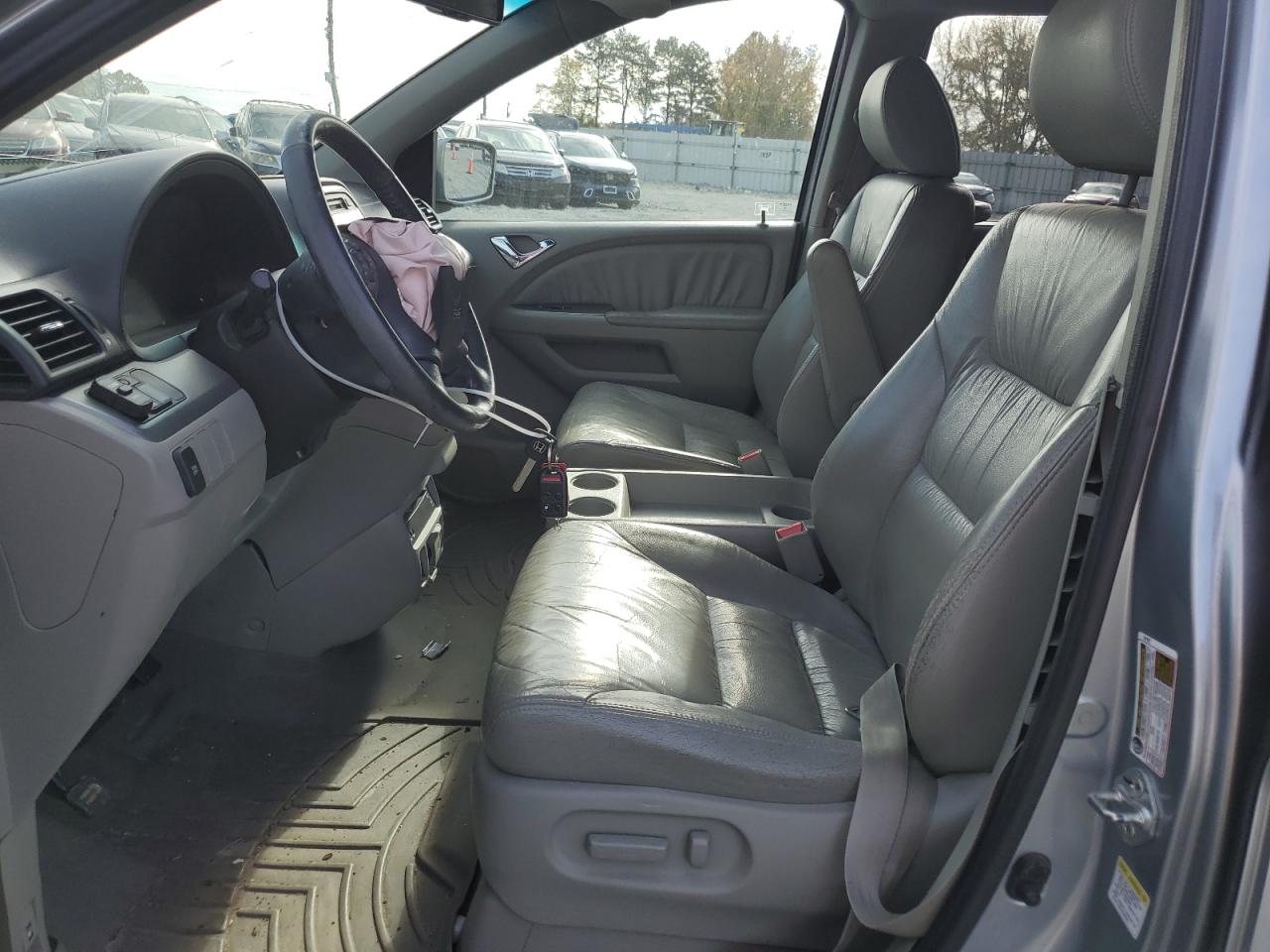 2008 Honda Odyssey - Image 7