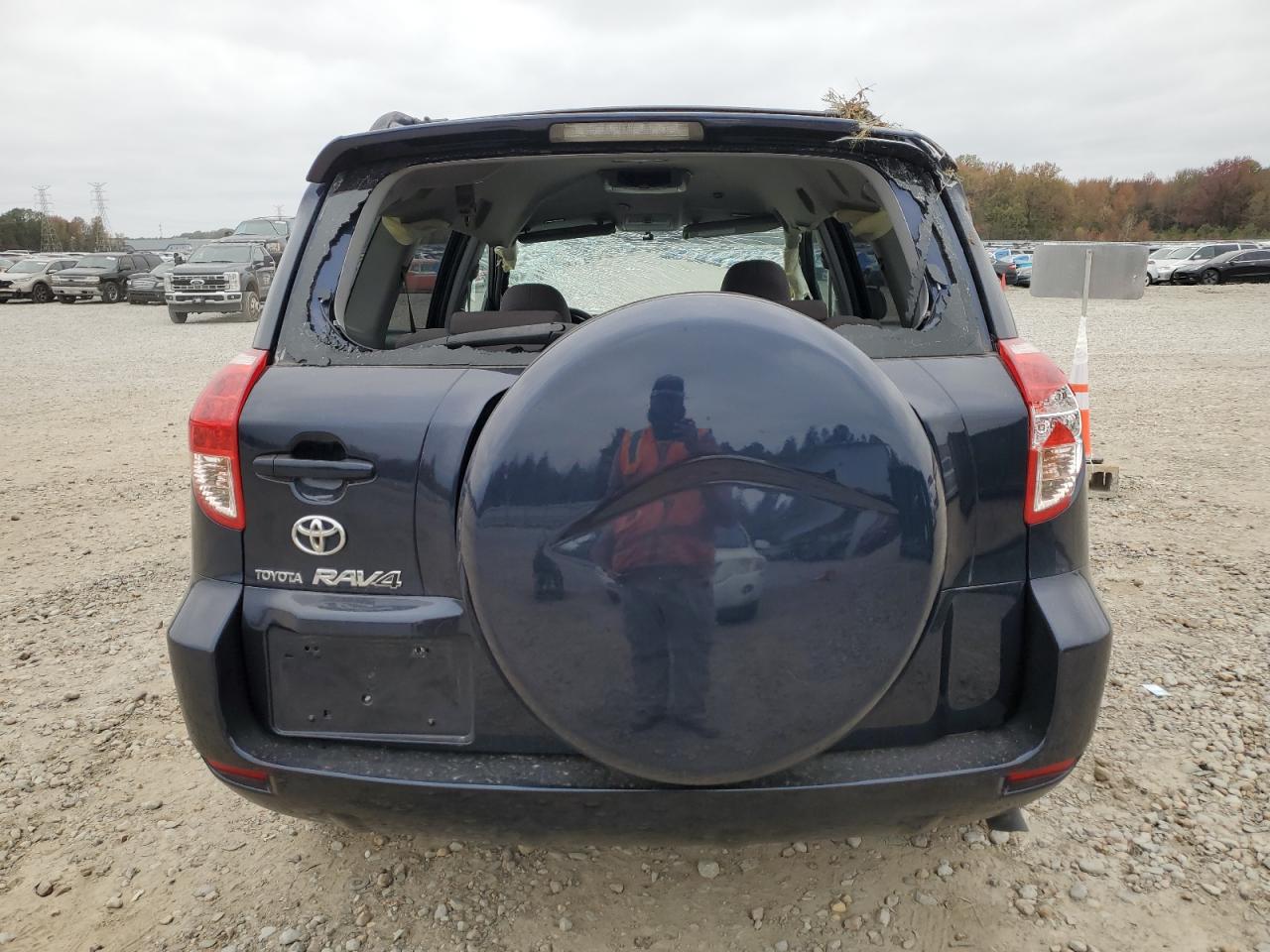 2007 Toyota RAV 4 - Image 6