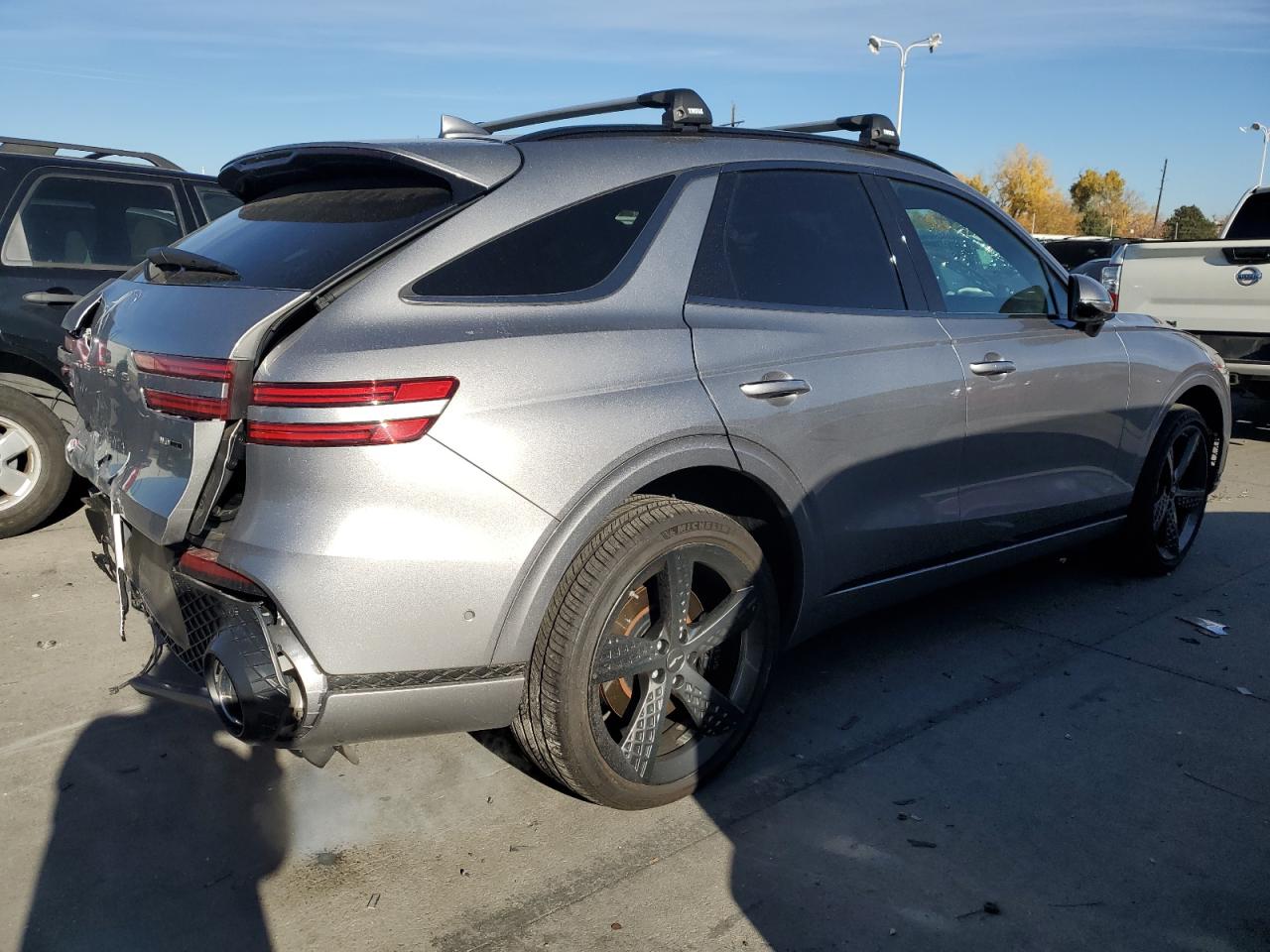 2023 Genesis GV70 - Image 3