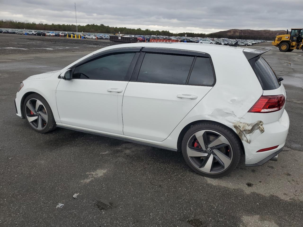 2020 Volkswagen GTI - Image 2