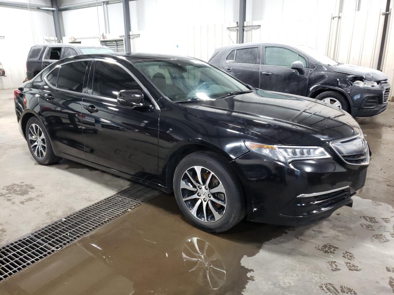 VIN 19UUB1F54HA009599 2017 ACURA TLX no.4