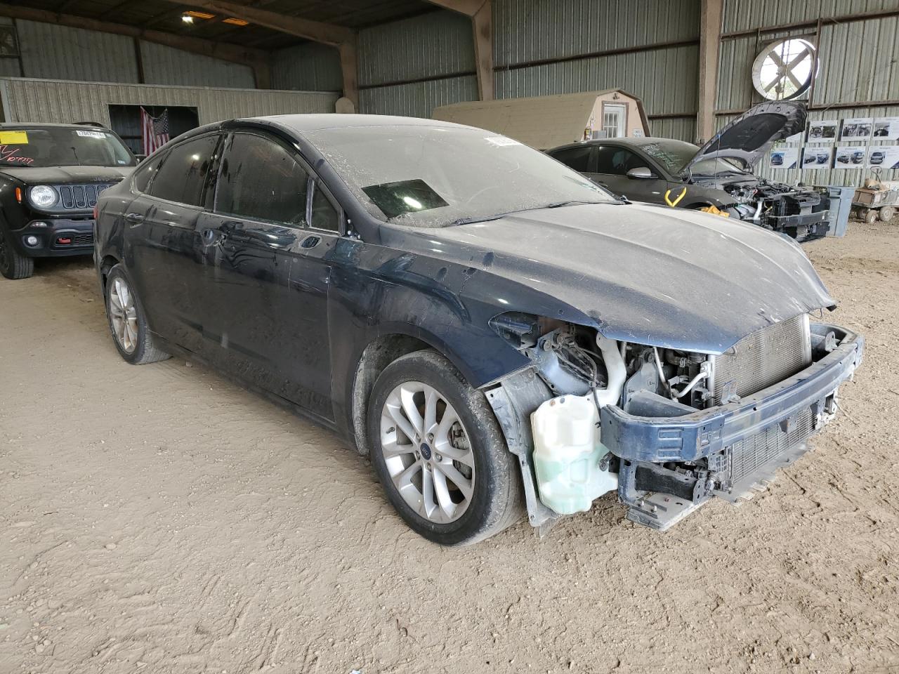 VIN 3FA6P0HD8KR245277 2019 FORD FUSION no.4