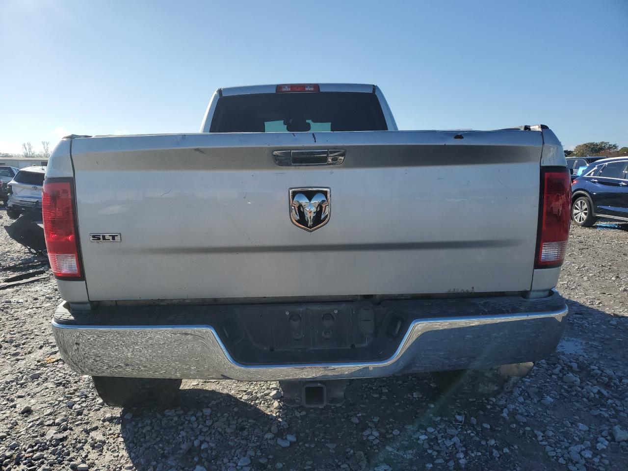 2017 Ram 2500 Slt VIN: 3C6UR4JL9HG646949 Lot: 75807234