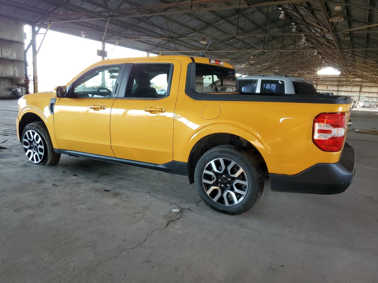 2023 Ford Maverick - Image 2
