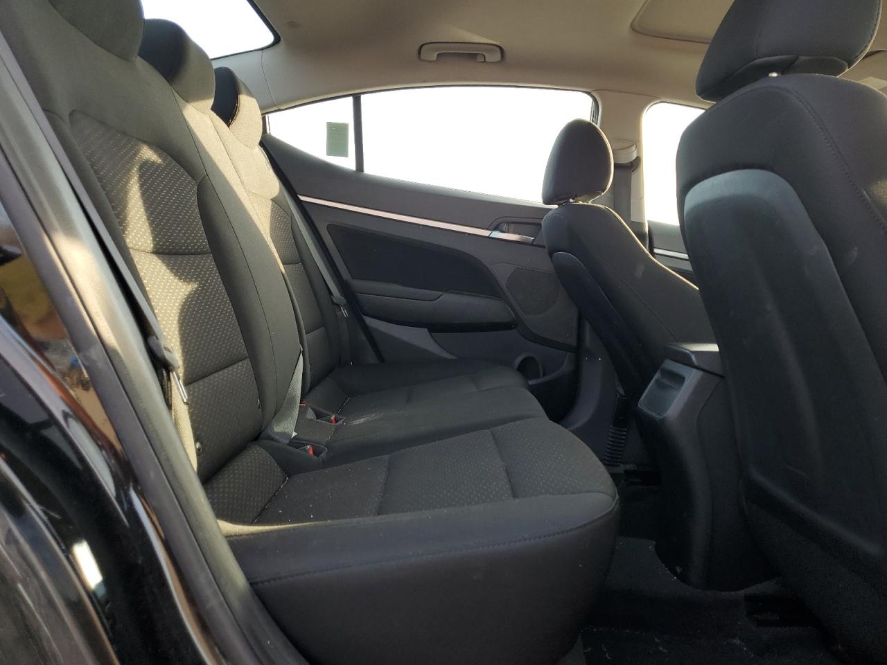 2020 Hyundai Elantra - Image 10