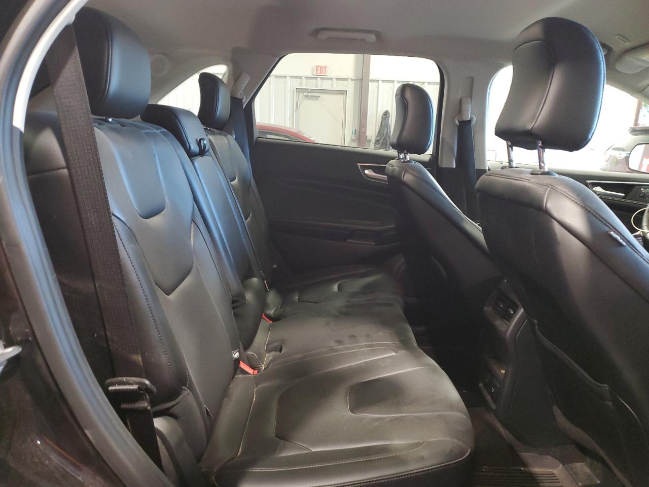 2022 Ford Edge - Image 11