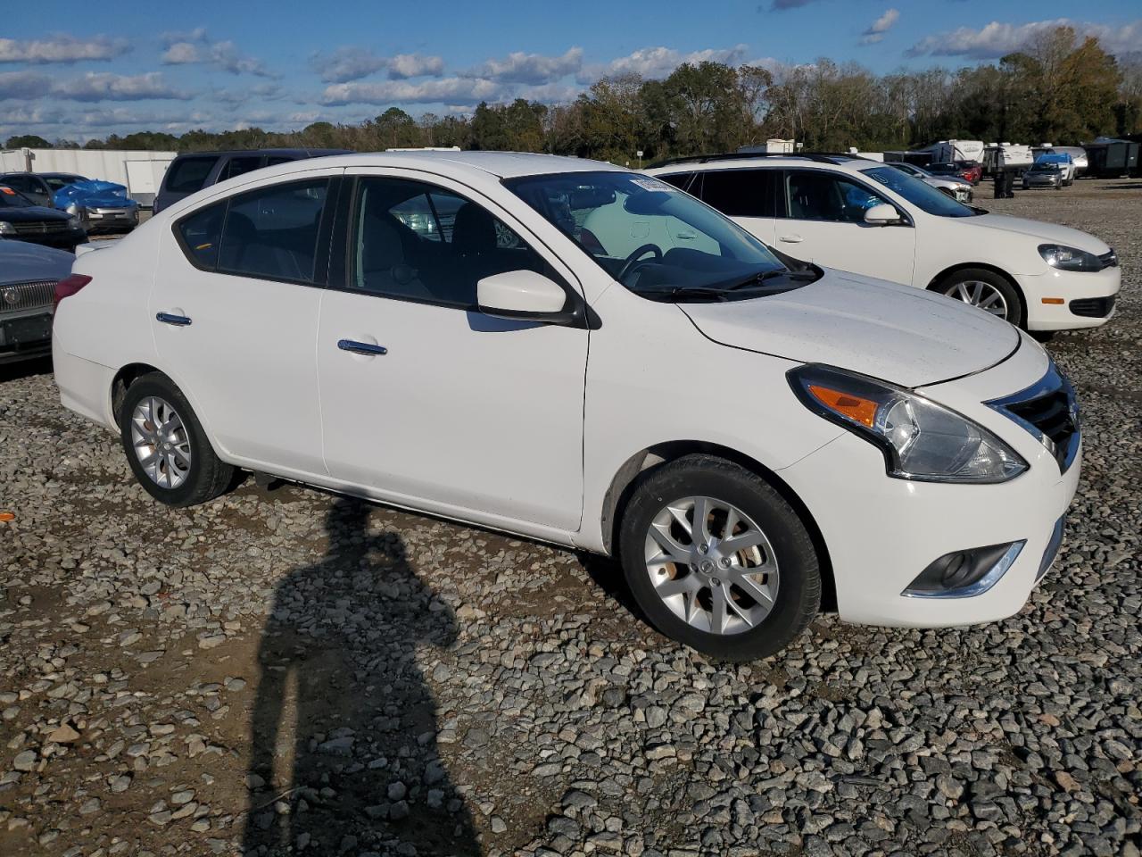 2018 Nissan Versa - Image 4