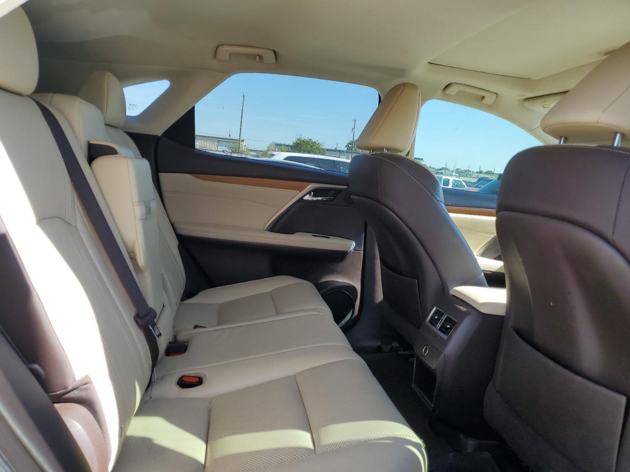 2018 Lexus RX - Image 11