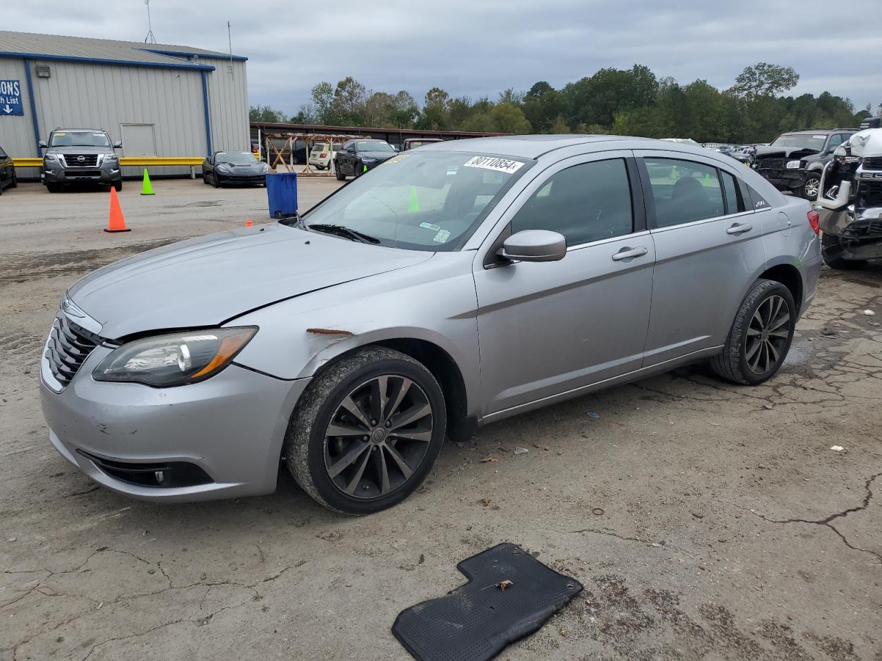 2013 Chrysler 200 - Image 1