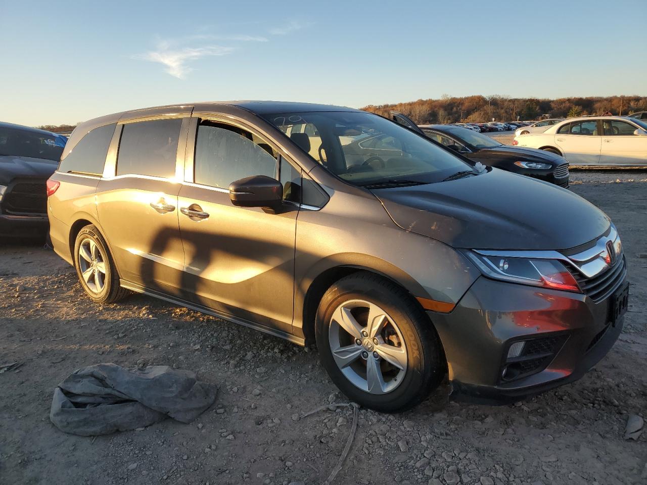 2018 Honda Odyssey - Image 4