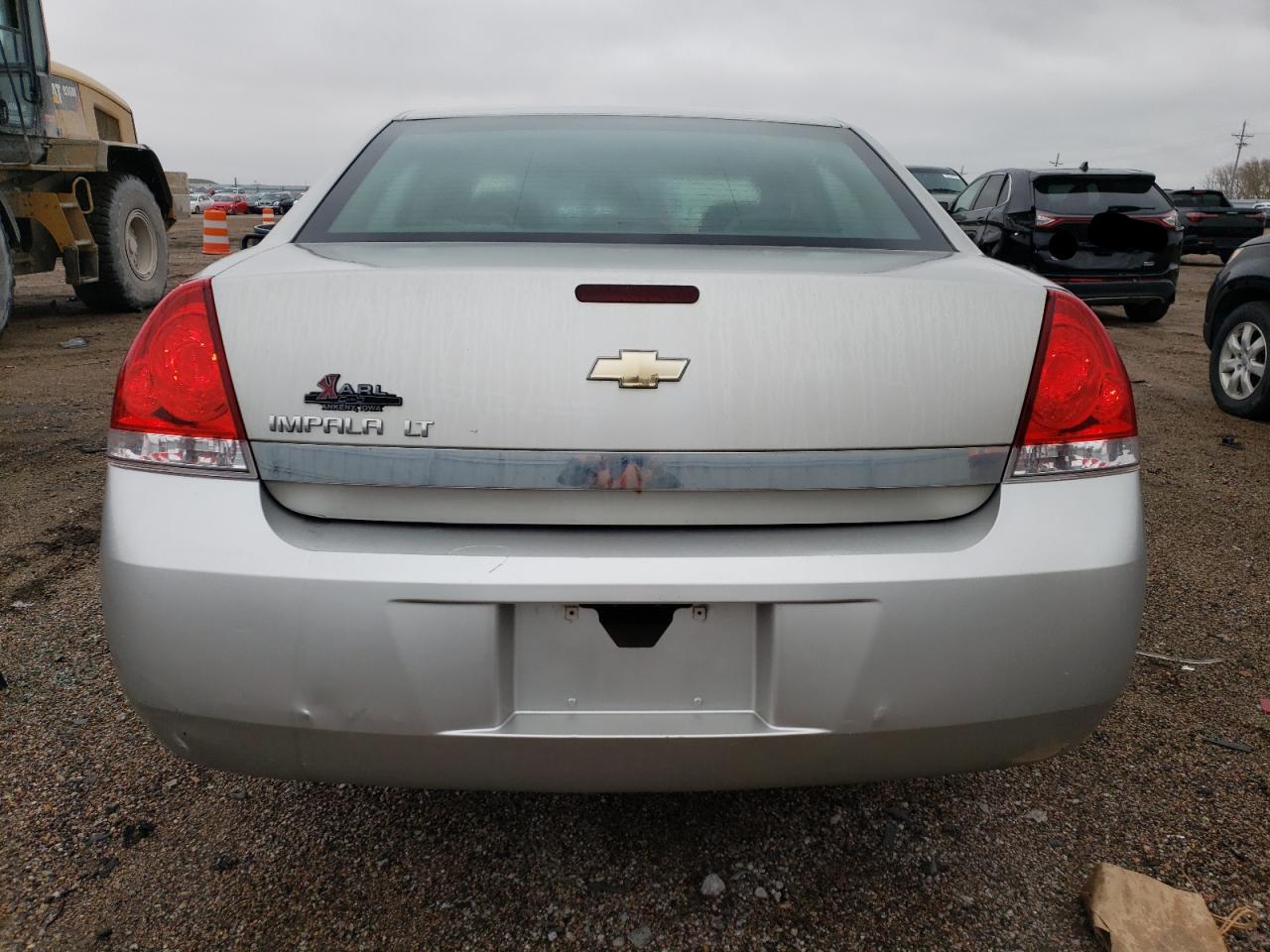 2006 Chevrolet Impala - Image 6