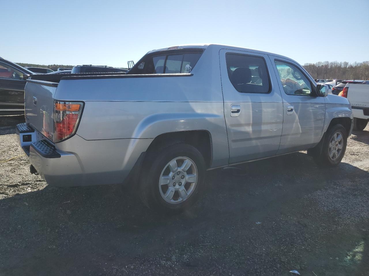2006 Honda Ridgeline - Image 3