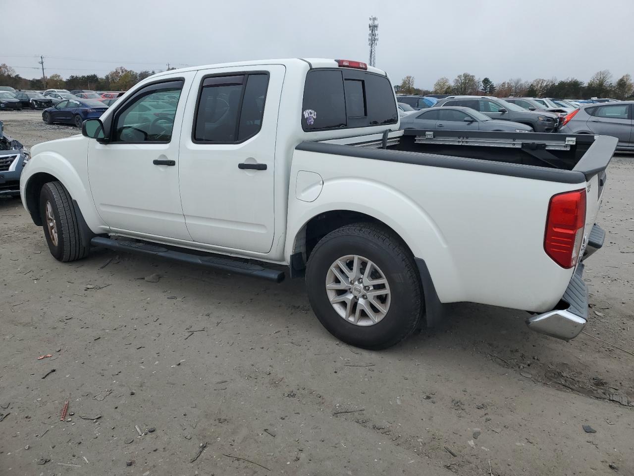 2019 Nissan Navara (Frontier) - Image 2