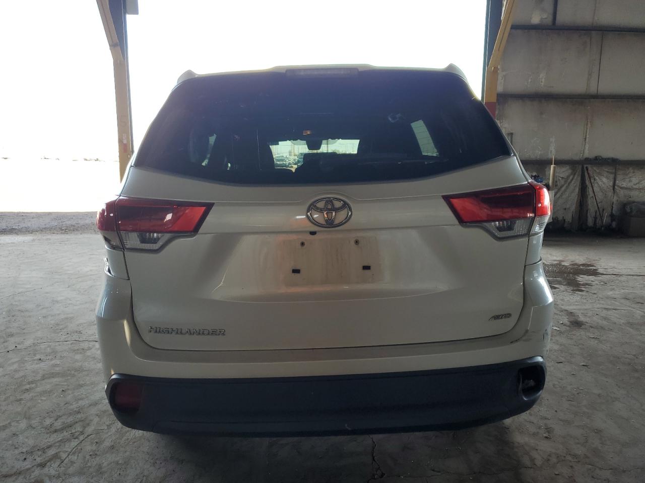 2019 Toyota Highlander - Image 6