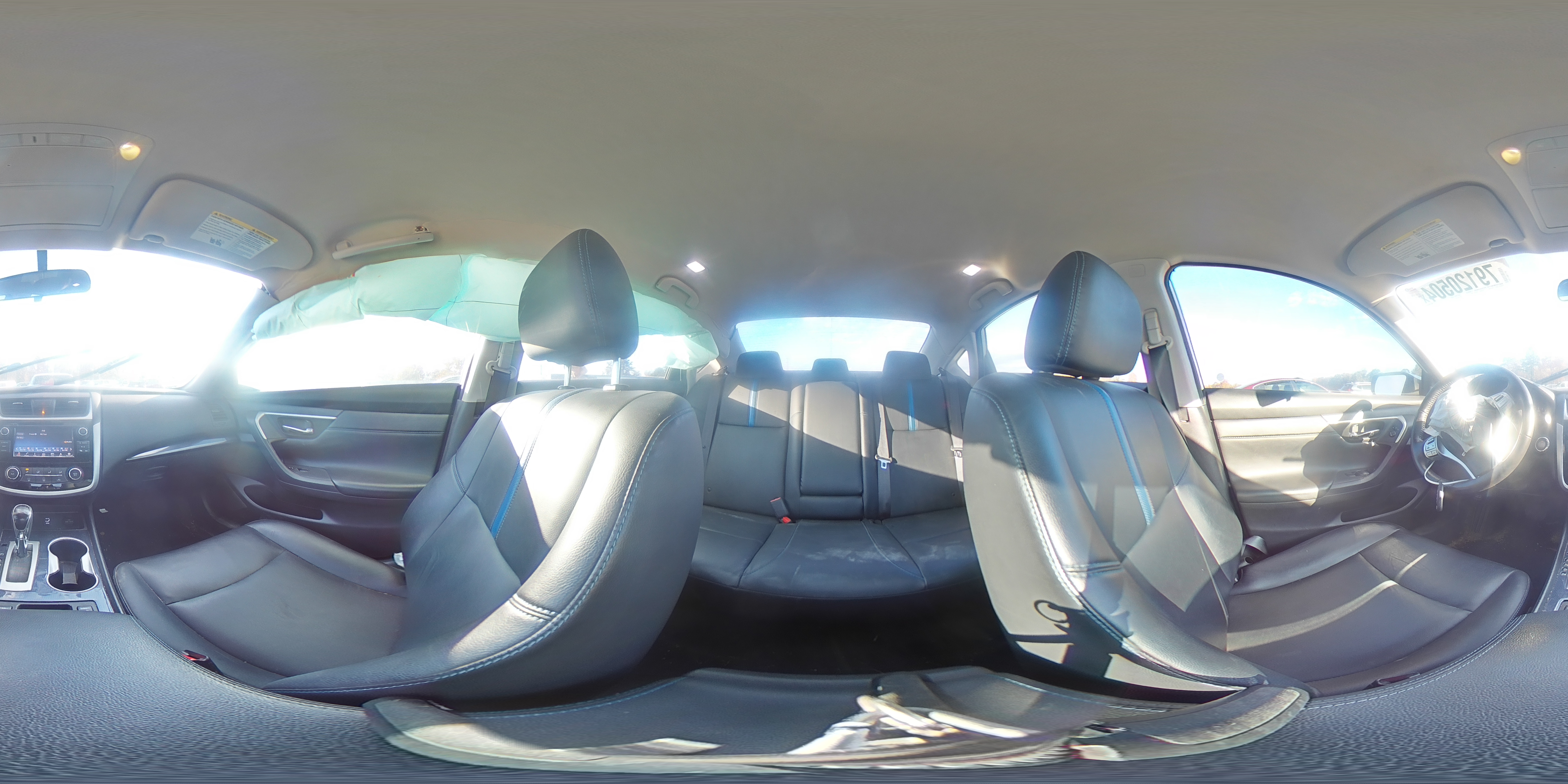 2018 Nissan Altima - Image 12