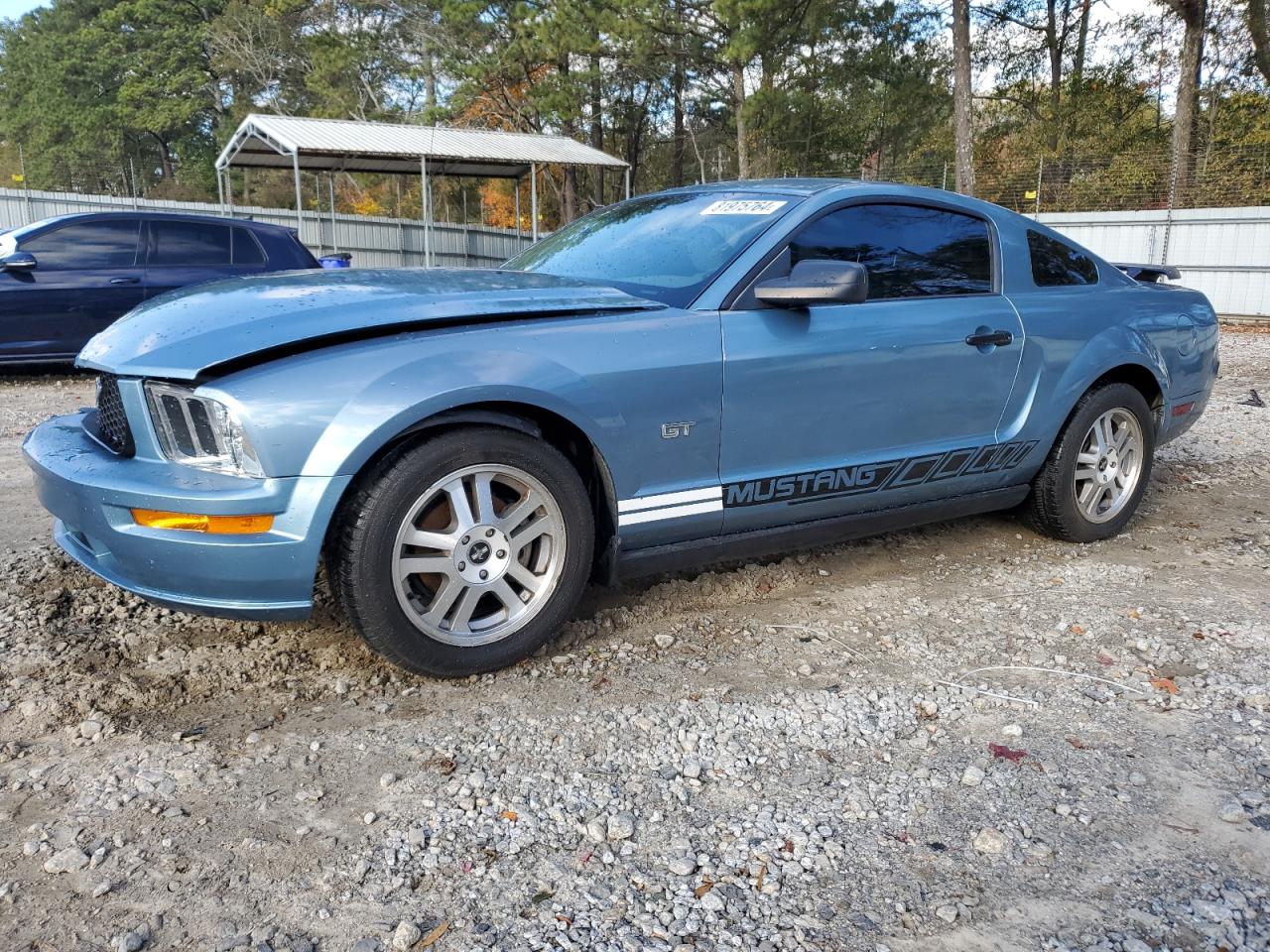 2005 Ford Mustang - Image 1
