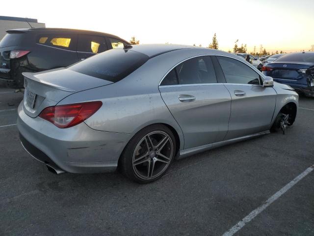  MERCEDES-BENZ CLA-CLASS 2015 Сріблястий