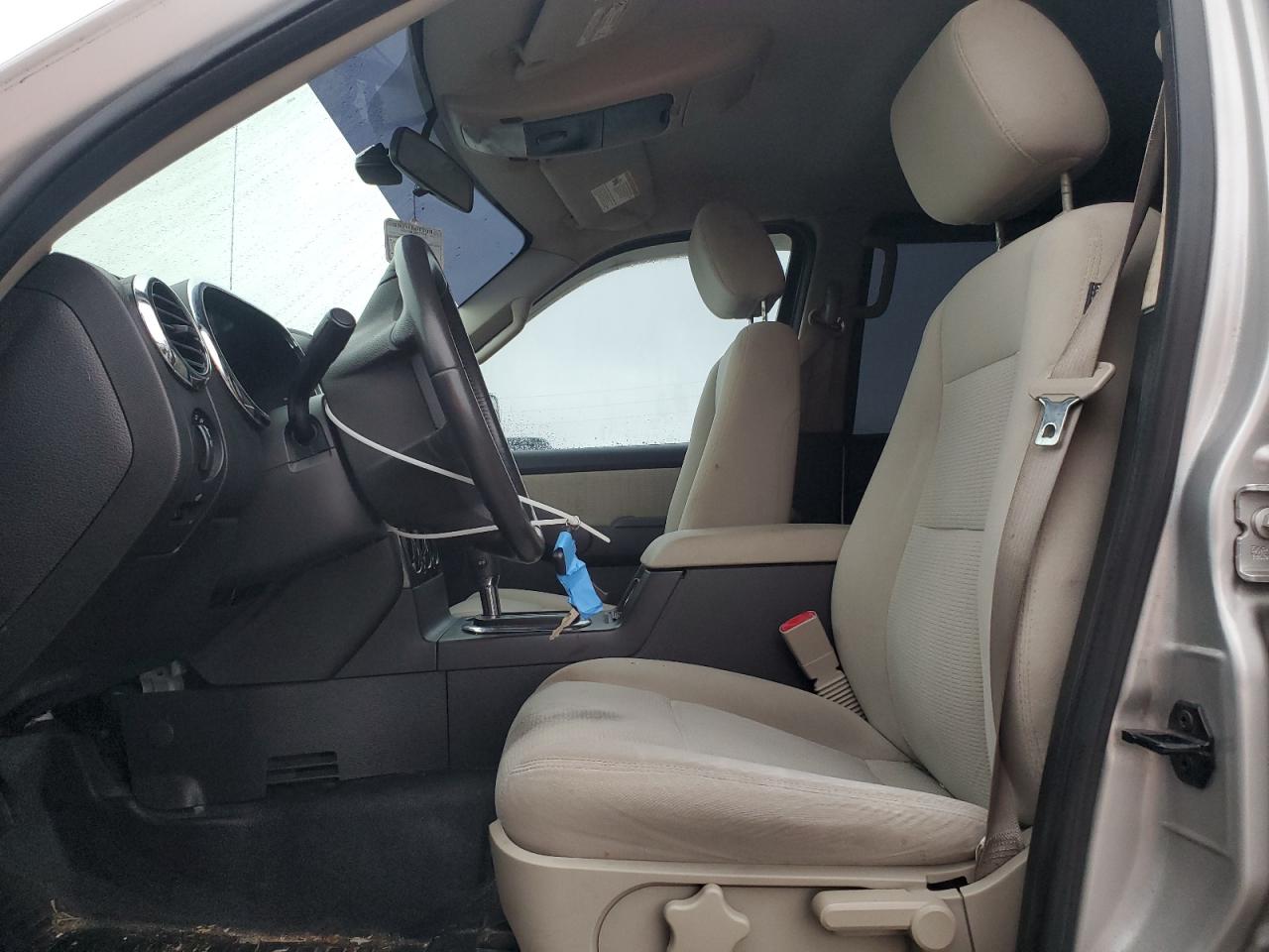 2008 Ford Explorer - Image 7