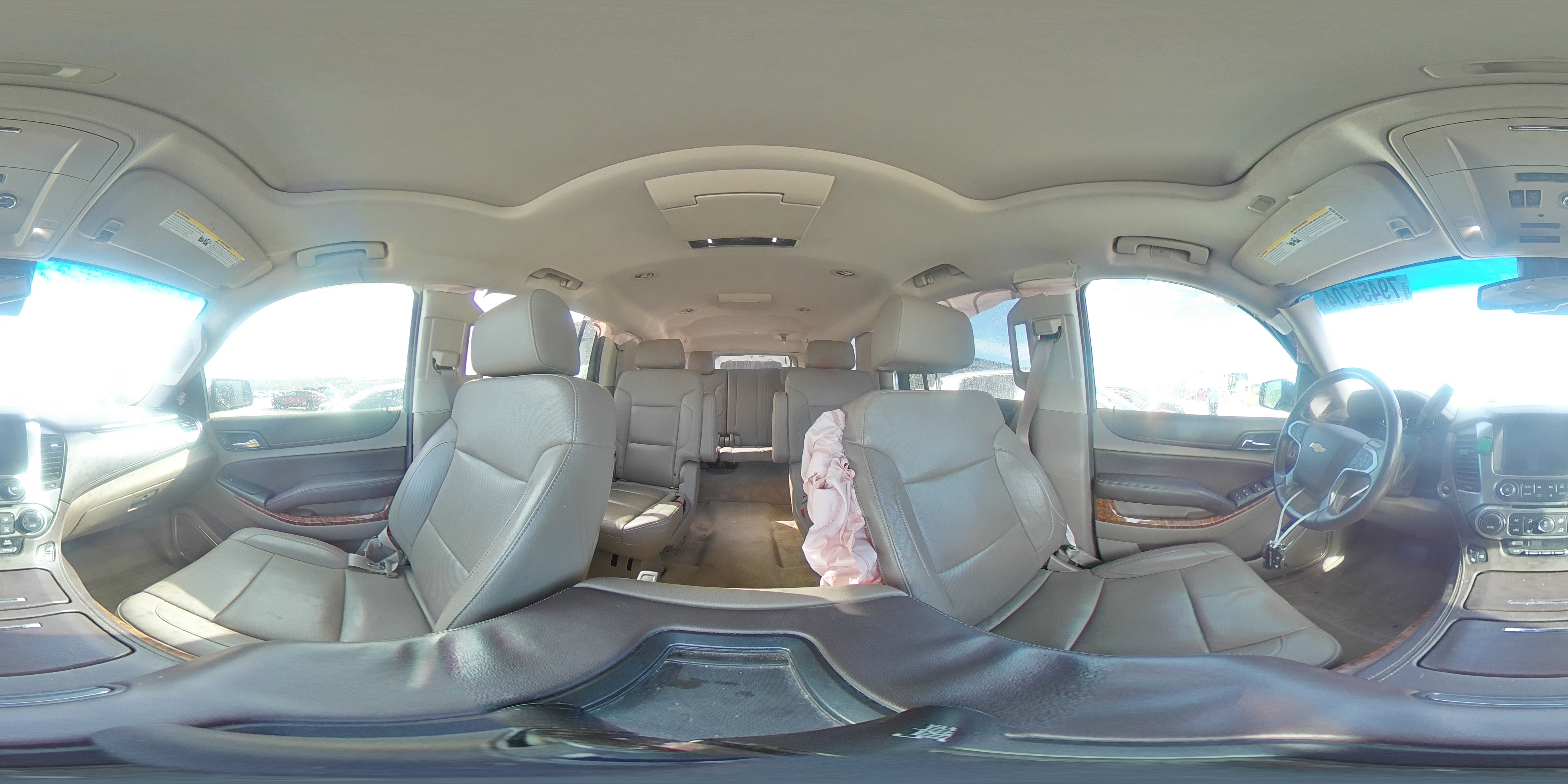 2015 Chevrolet Suburban - Image 15