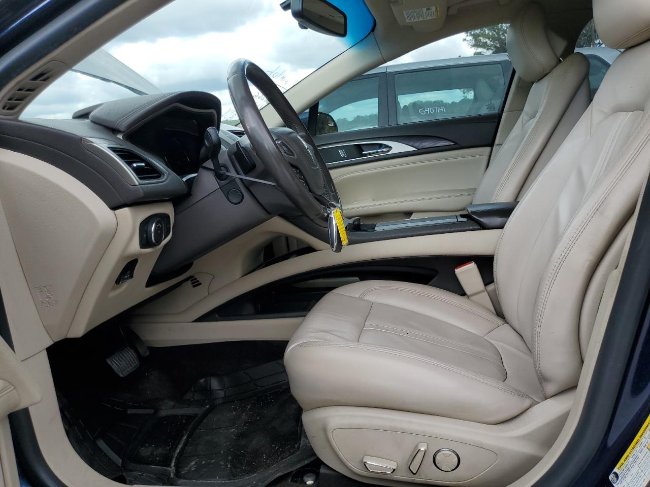 2017 Lincoln MKZ - Image 7