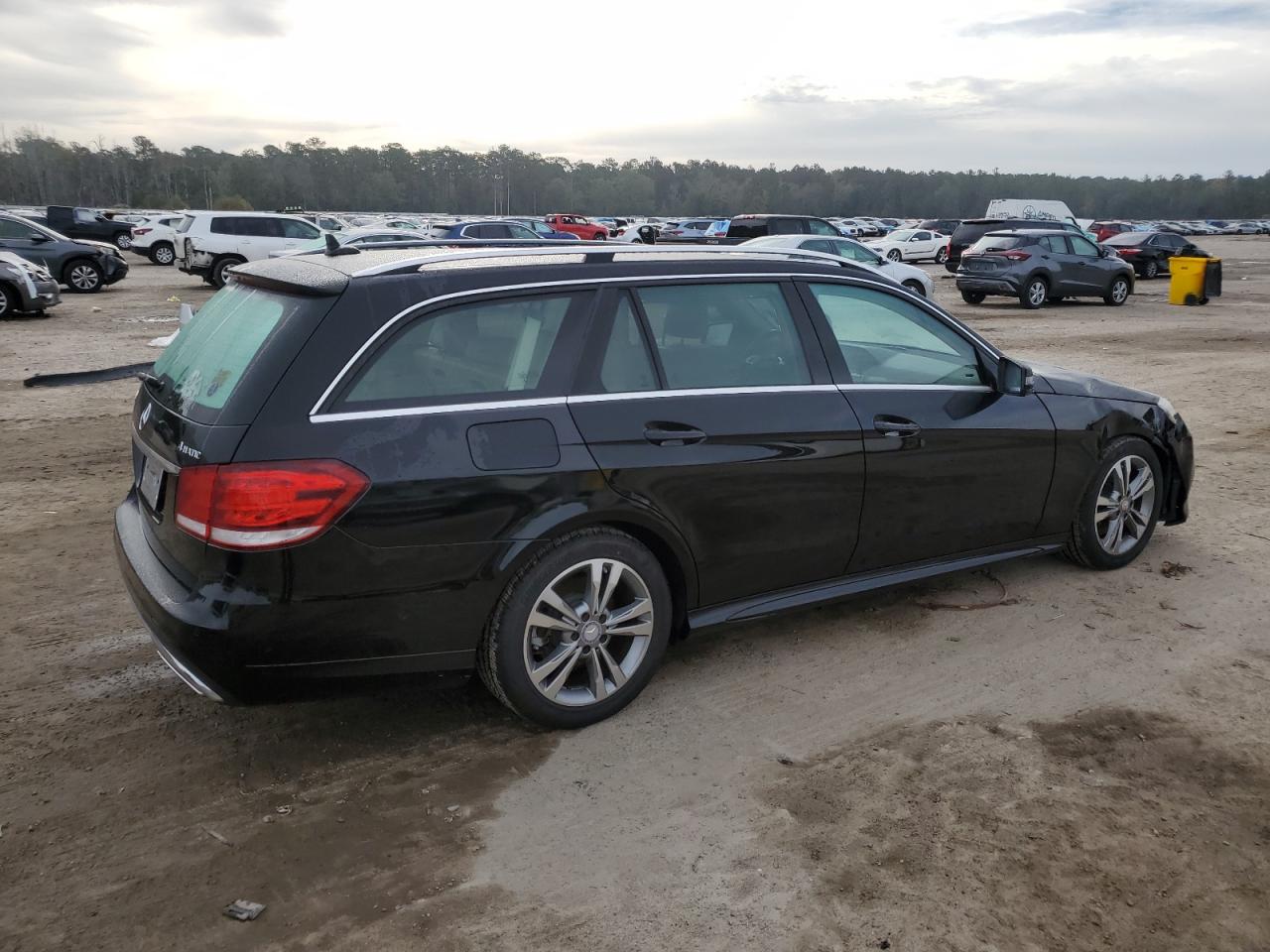 2014 Mercedes-Benz E-klasse - Image 3