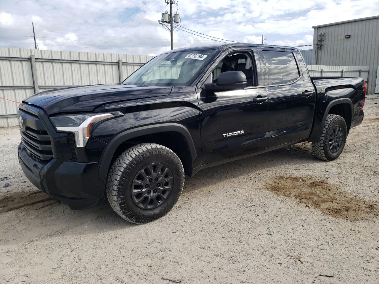 2024 TOYOTA TUNDRA