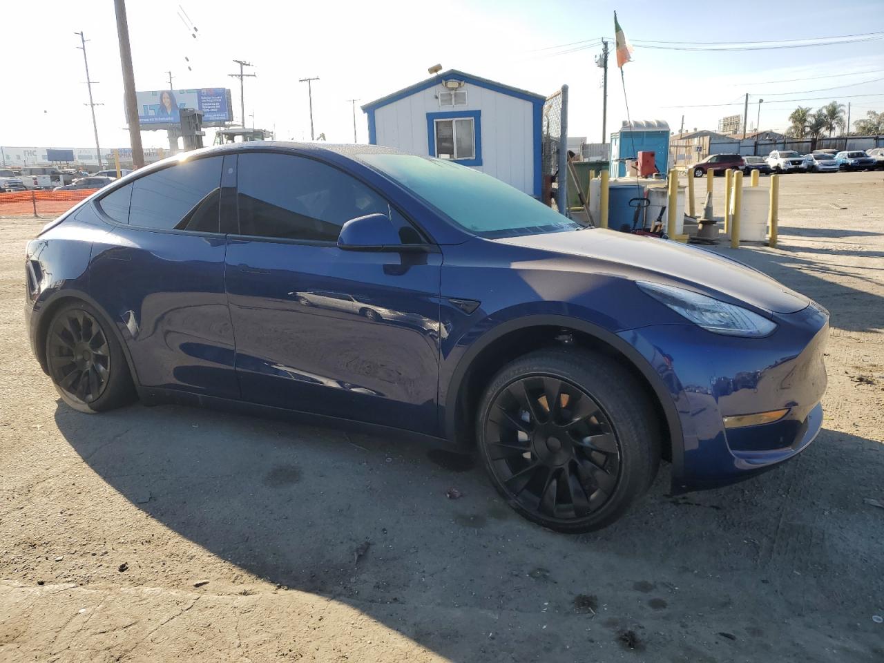 VIN 5YJYGDEE1MF070656 2021 TESLA MODEL Y no.4