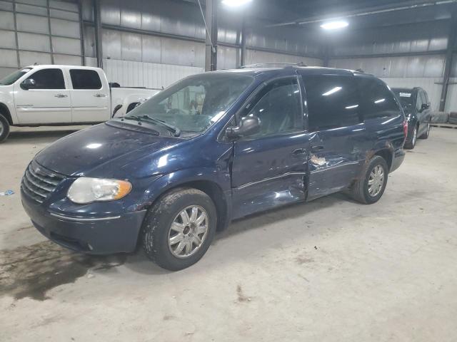 2005 Chrysler Town & Country Limited