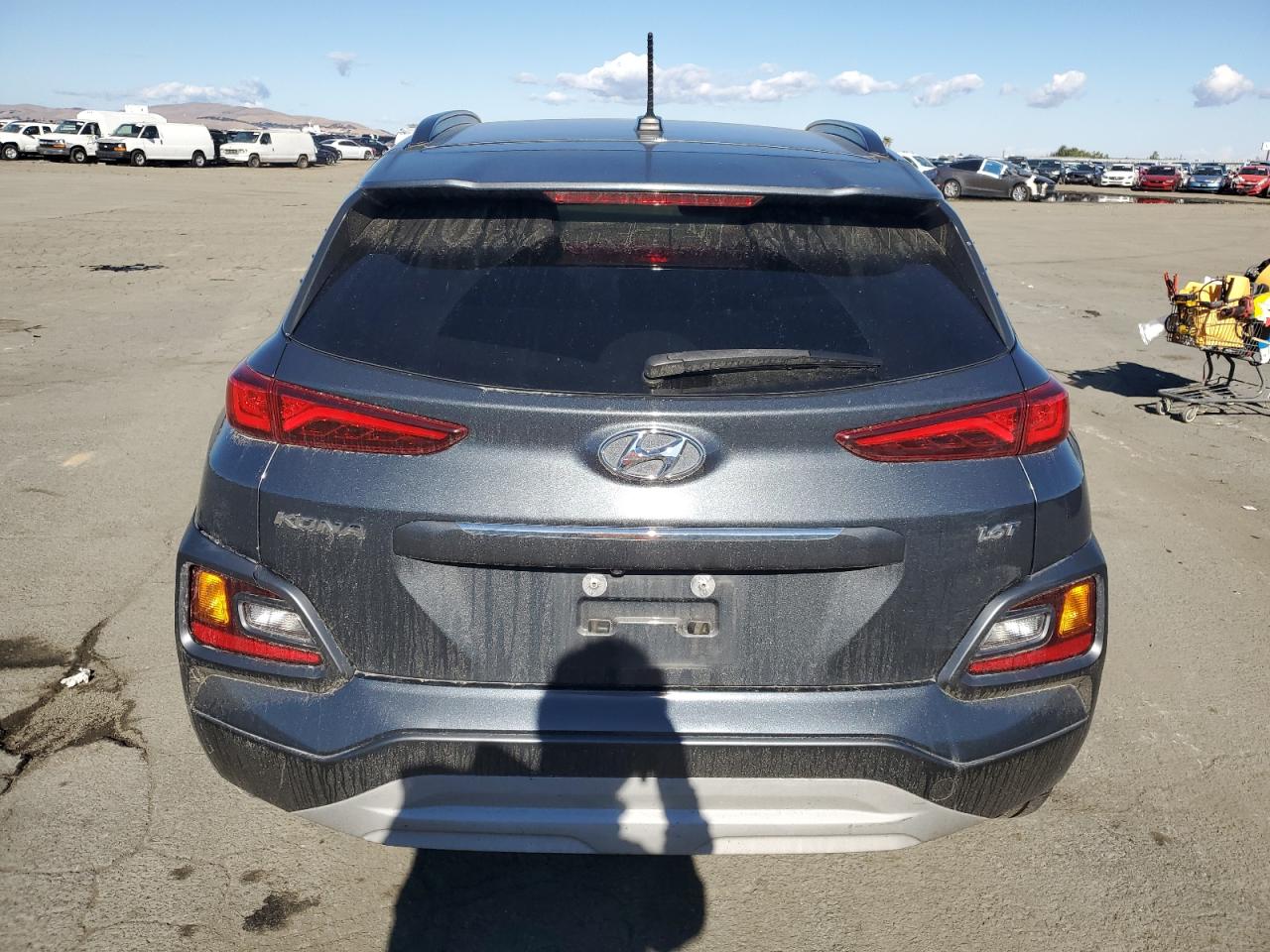 2018 Hyundai Kona Limited VIN: KM8K33A59JU137830 Lot: 81138644