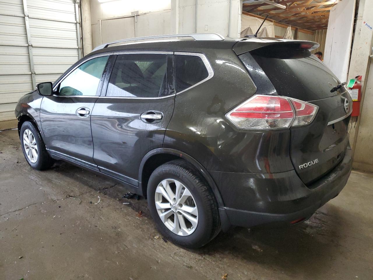 2014 Nissan Rogue - Image 2