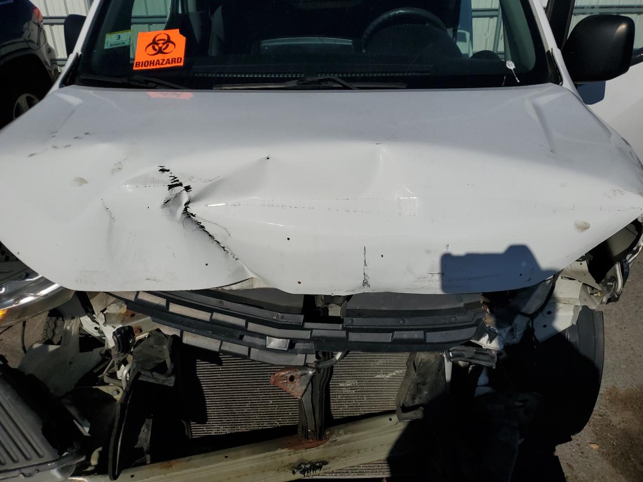 2015 Chevrolet Express - Image 12