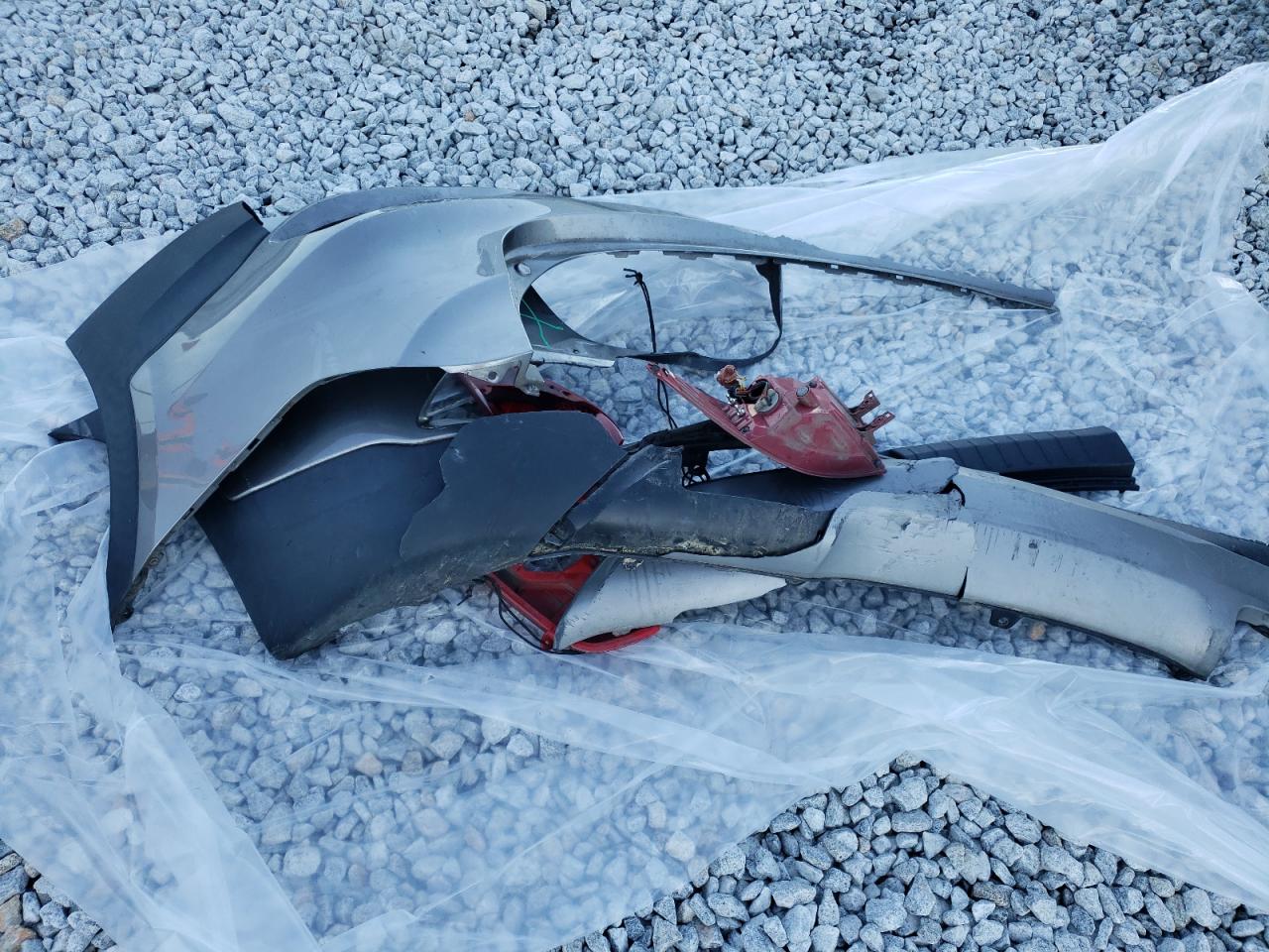 2018 Hyundai Santa Fe - Image 13