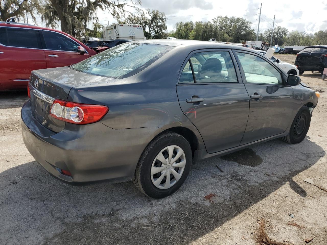 VIN 2T1BU4EE6DC968026 2013 TOYOTA COROLLA no.3