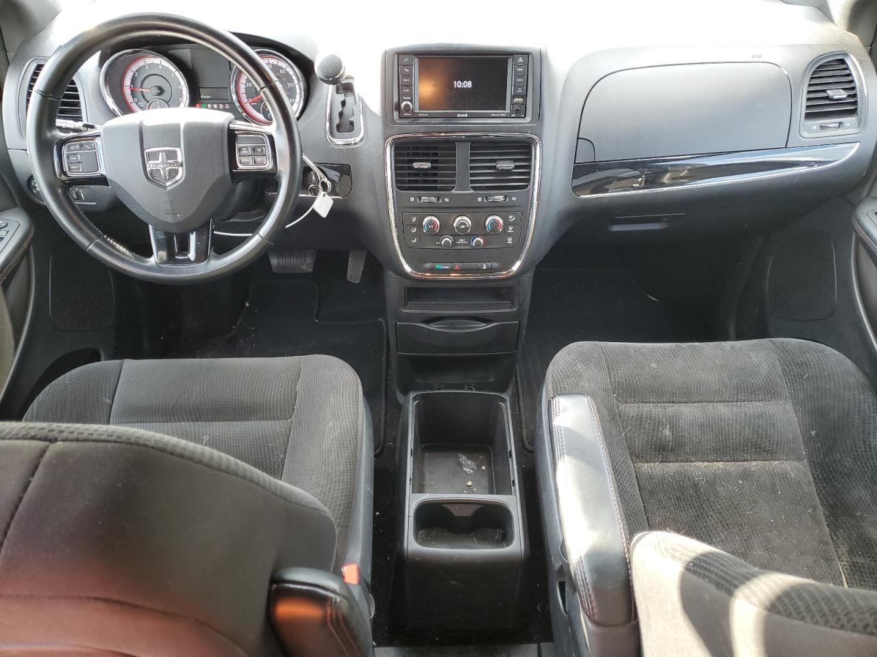 2019 Dodge Caravan - Image 8