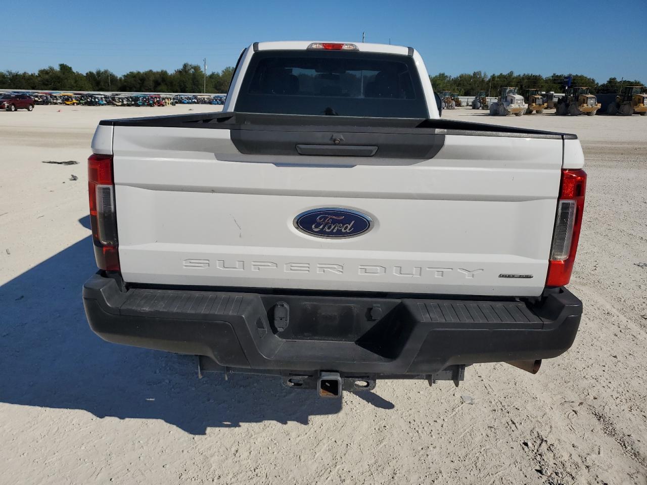 2017 Ford F250 - Image 6