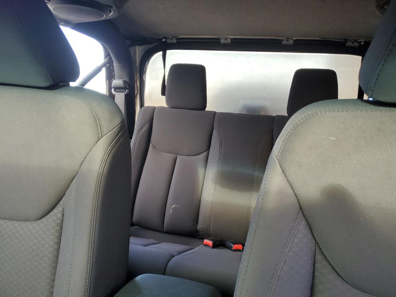 2013 Jeep Wrangler - Image 10
