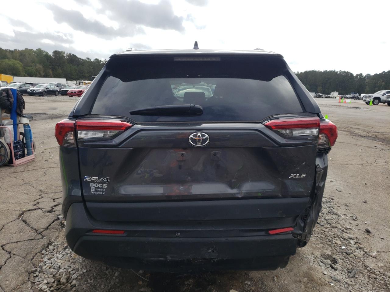 2023 Toyota RAV 4 - Image 6