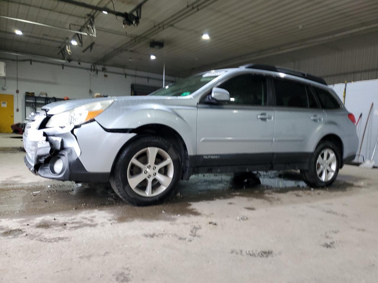 VIN 4S4BRCKCXD3212346 2013 SUBARU OUTBACK no.1