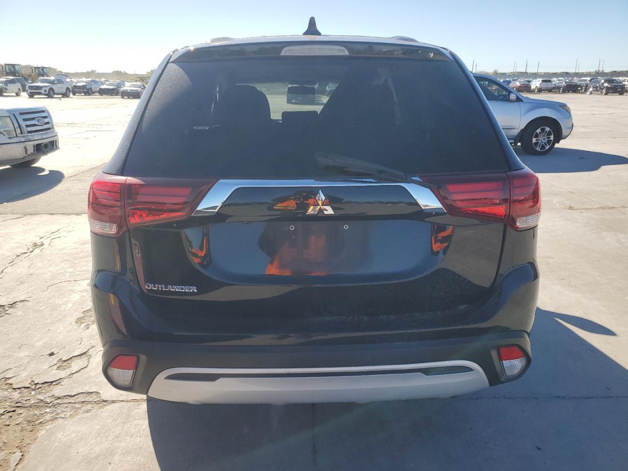 2020 Mitsubishi Outlander Es VIN: JA4AD2A31LZ046881 Lot: 81330784