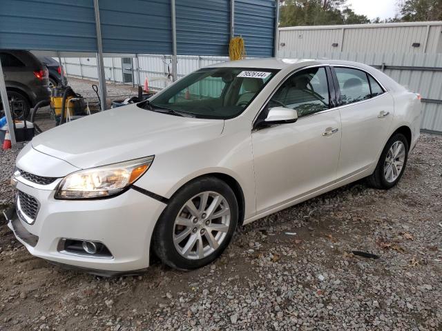 Sedans CHEVROLET MALIBU 2016 Biały